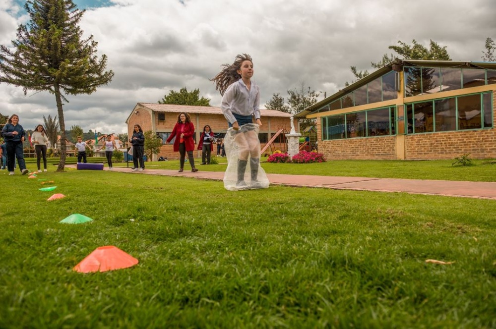 San Jose de Bavaria, Colegios Calle 170, Colegios Norte de Bogotá, Colegios Económicos, Colegios con valores COLEGIO STELLA MATUTINA|Costos y Fotos de COLEGIO STELLA MATUTINA |Colegios en |Los mejores Colegios de |Colegios Calendario A|Colegios  Calendario A en |Colegio ACADEMICO